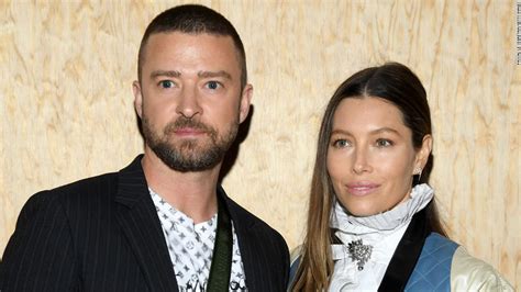 Justin Timberlake Apologizes To Jessica Biel After He Was Pictured