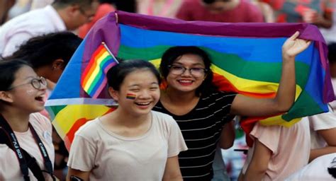 News Singapore Dj Files Court Challenge Against Gay Sex
