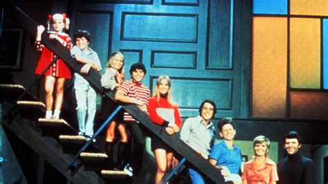 the brady bunch stars recall favorite moments on 50th anniversary