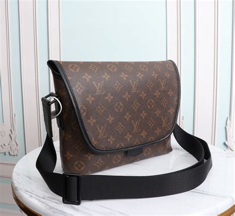 Louis Vuitton Men S Designer Bags