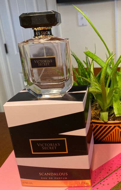 Victoria Secret Scandalous Dare Eau De Parfum 1 7 Fl Oz Ebay