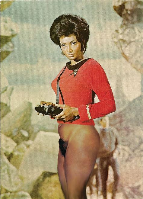 Hot Sci Fi Tv And Film Babes From The 60s And 70s 17