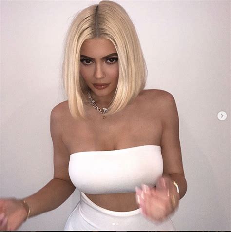 Kylie Jenner Flaunts Her Curves And Ample Bust In New Photos