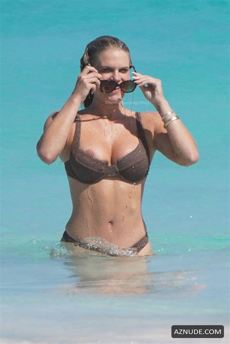 madison lecroy sexy seen her boobs slip while in bahamas aznude