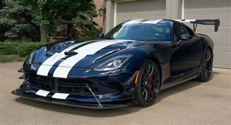 dodge viper acr extreme carscoops