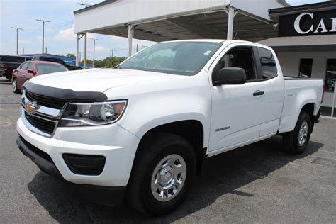 pre owned  chevrolet colorado wd work truck  door extended cab pickup  tampa  car