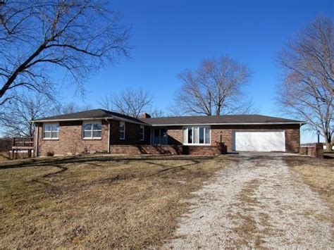 classic ranch  walk  basement   ac ml west  bolivar   maint brick rock