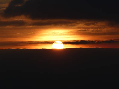 무료 이미지 수평선 구름 태양 해돋이 일몰 햇빛 새벽 분위기 황혼 저녁 싱크대 광선 잔광 천체