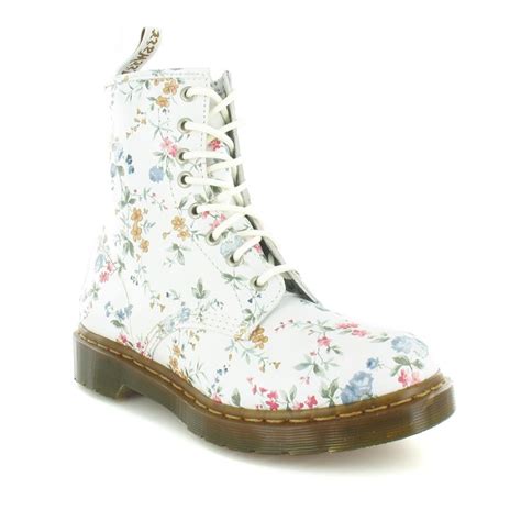 martens floral boots dr martens  wild flowers  eyelet ankle boots white floral