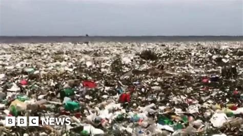 wave of plastic hits dominican republic