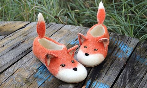 cool slippers  adults   totally cute comfy