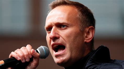 Who Is Alexei Navalny Tech Savvy Anti Corruption Fighter And Thorn In