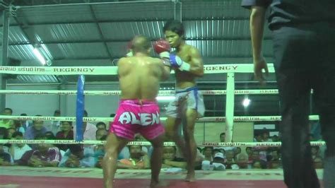 Muay Thai Dwarf Midget Alien Boxing Vs Big Thai Boxer