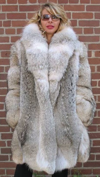 pin by elmo vicavary on coyote fur fashion fashion fur coat
