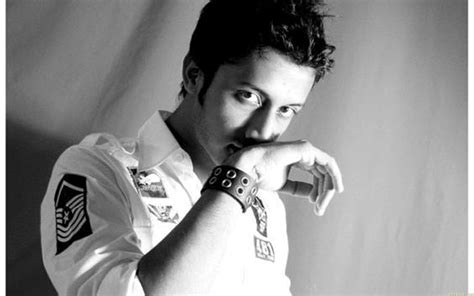 atif aslam wallpapers images  pictures backgrounds