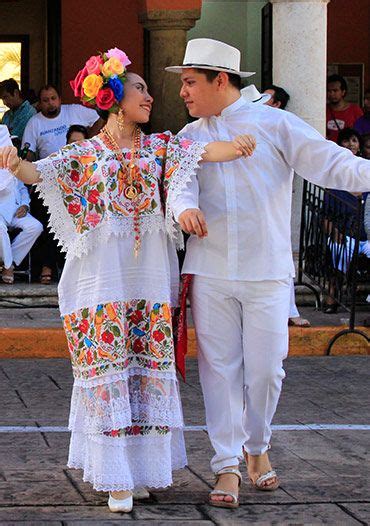 Yucatán Traje Tipico De Oaxaca Vestimenta Tipica De Mexico Vestidos
