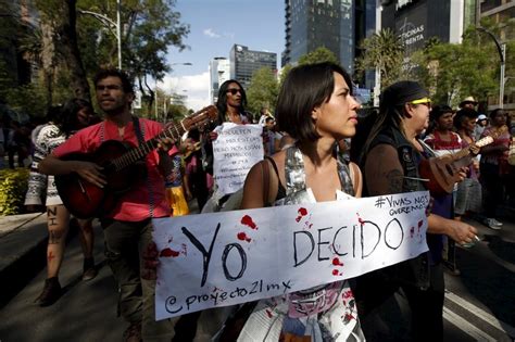 mexico women fed up with femicide march against gender violence