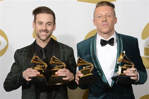 macklemore and ryan lewis perform as queen latifah officiates mass