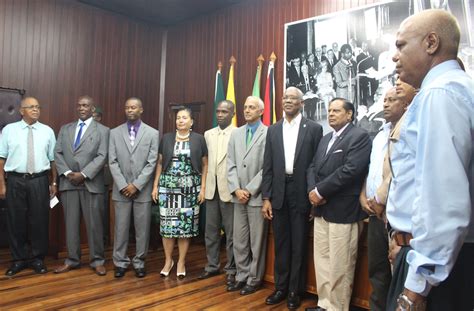 mayors  deputy mayors  oath  office  reminded  serve  fear  favour