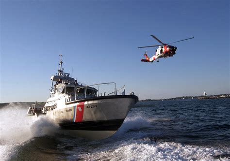 fileus navy   p   coast guard assets   foot