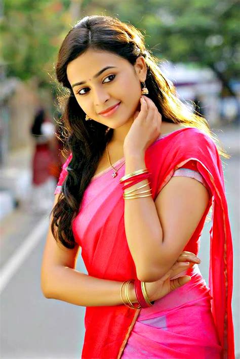 Telugu Actress In Saree New Hd Photo Shoot Wallpaper Free