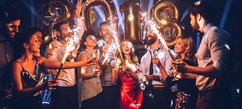world s 8 best new year s eve parties smart meetings