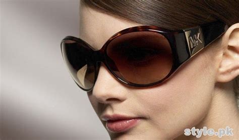 Latest Trends Of Eyewear 2015 For Women