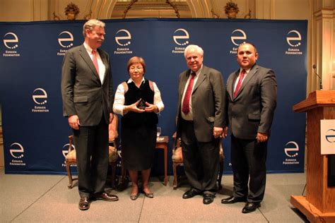 roza otunbayeva  receive maynes award  detail