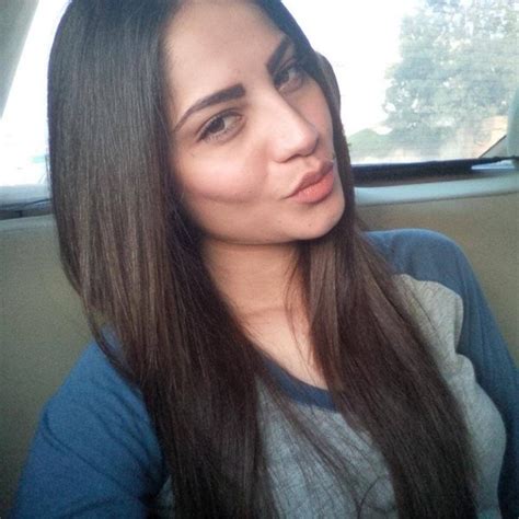 neelam munir biography profile and pictures 007 life n fashion