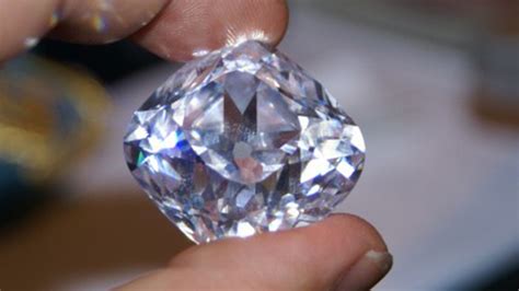 symbol  beauty  purity  regent diamond  history