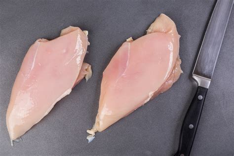 stop eating chicken breasts that have white stripes asap