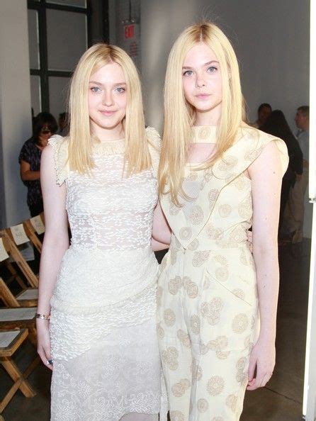 Dakota And Elle Fanning Celebrities With Look Alike Siblings Photos