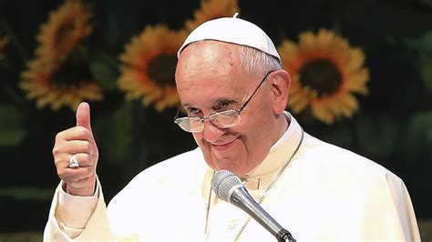 fotos el papa francisco en modo rapero es furor en las redes