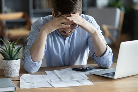 geldzorgen dreunen ook mentaal door financiele stress verhoogt kans op depressie aanzienlijk