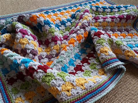 stories high serendipity crochet baby blanket