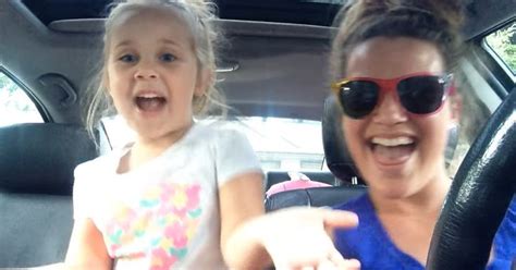 girl and mom break the internet with adorable frozen open