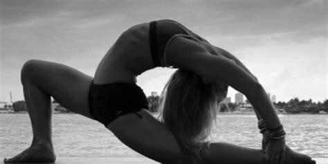 The 5 Most Gorgeous Yoga Instagram Accounts You Need To Follow Now Self