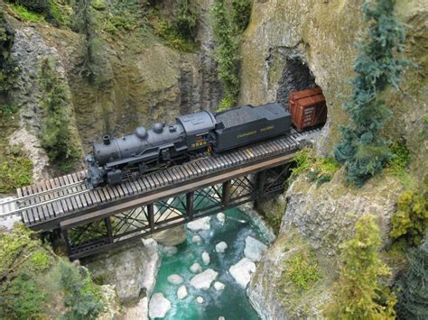 model train scenery great canadian model railroad dave chomyns