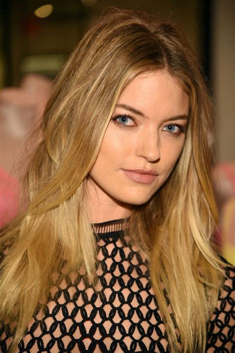 martha hunt shopping at victoria s secret in nyc 2 23 2016