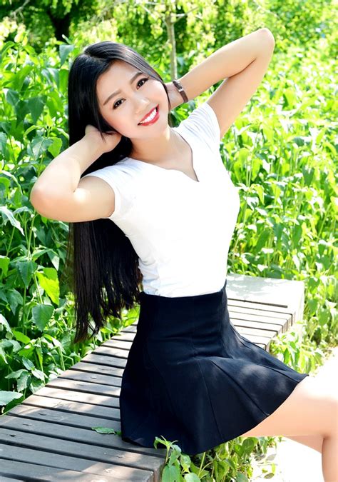 id 46205 addresses of hot china women xinxin 24 years old