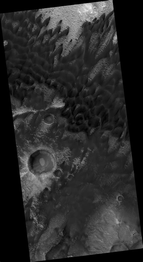 hirise crater  plains deposit northwest  herschel crater psp