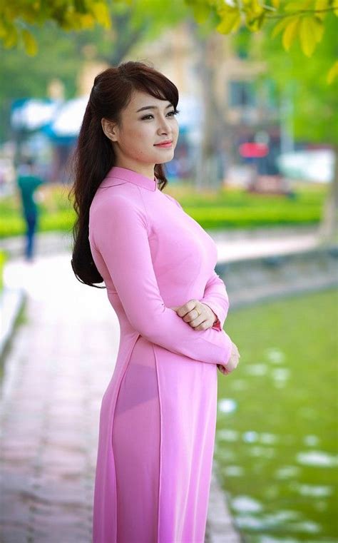 ghim của fantasy 810 trên bong da net asian beauty beautiful asian women và vietnamese dress