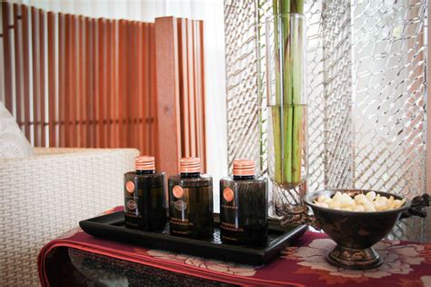 spa review  sukhothai bangkoks bamboo massage    deep