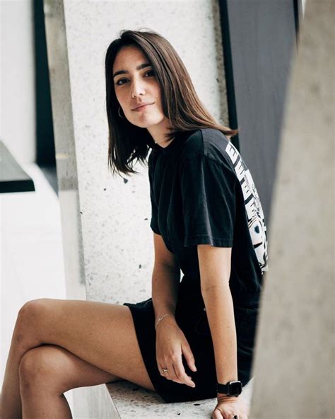 Amelie Lens Amelie Lens Adicionou Uma Foto Em Sua Respectiva Conta