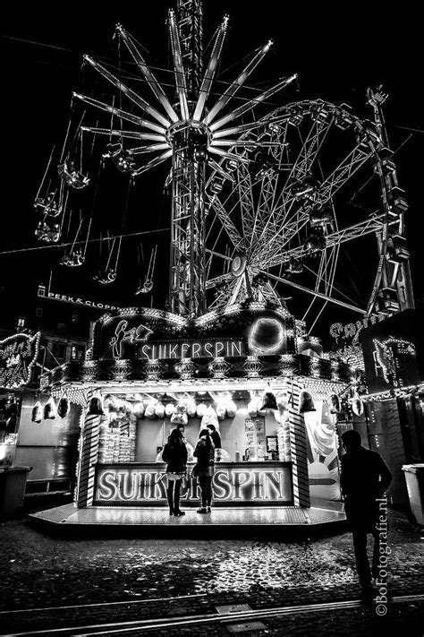 amsterdam lights  carnival action  amsterdams dam square