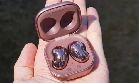 Samsung Galaxy Buds Live Review Novel Bean Shaped Airpod Rivals