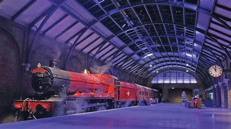 harry potter adds  magic  london visit travel weekly