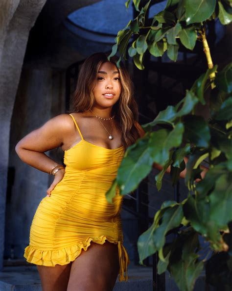 Jordyn Woods’ Latest Pics Have Fans Going Crazy With Excitement