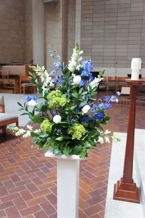 dravenskin church arrangement altar flowers church arrangement