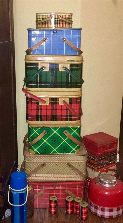 can t get enough vintage plaid picnic baskets from the 50 s mad for plaid vintage in 2019